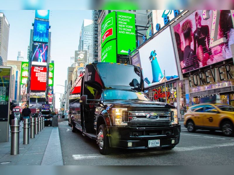 Iconic New York City Highlights Tour by Bus 